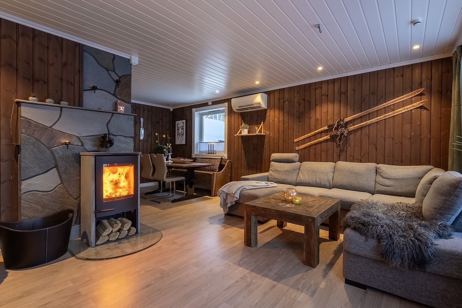 Stue (1. etasje) Galleribilde