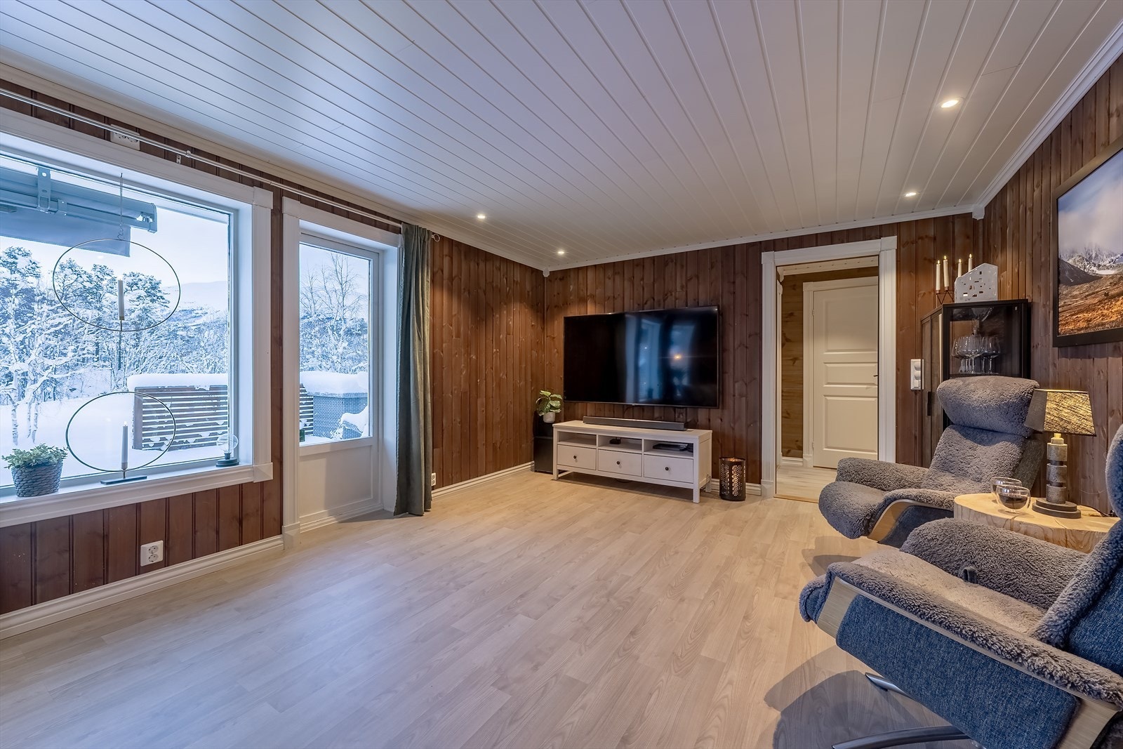 Stue (1. etasje) Galleribilde