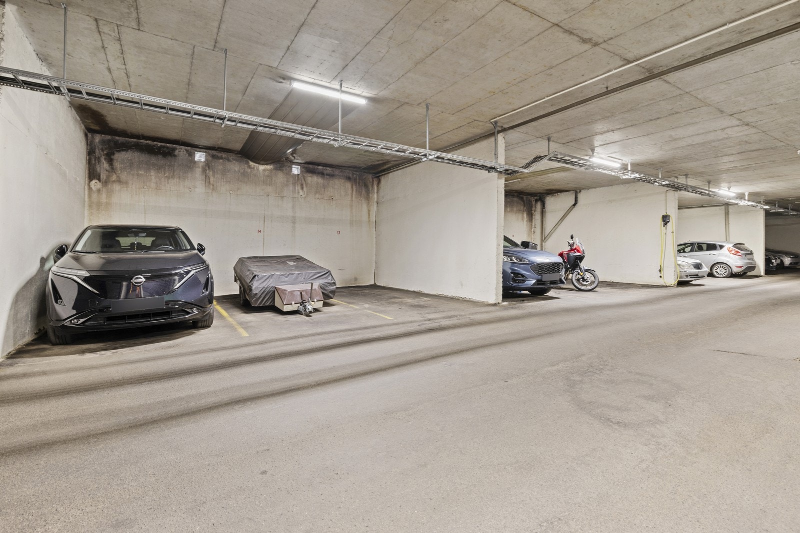 Garasjeplass nr. 13 medfølger. Det er mulig å montere elbil-lader. Galleribilde