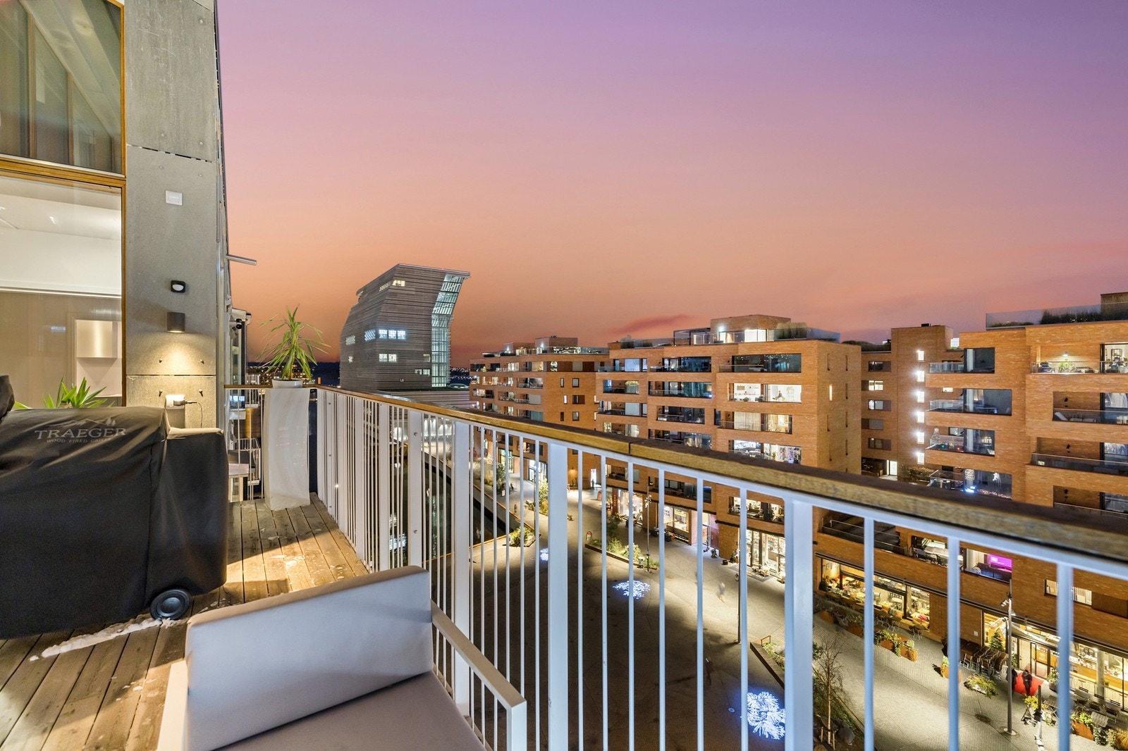 Utsikt fra balkong Galleribilde