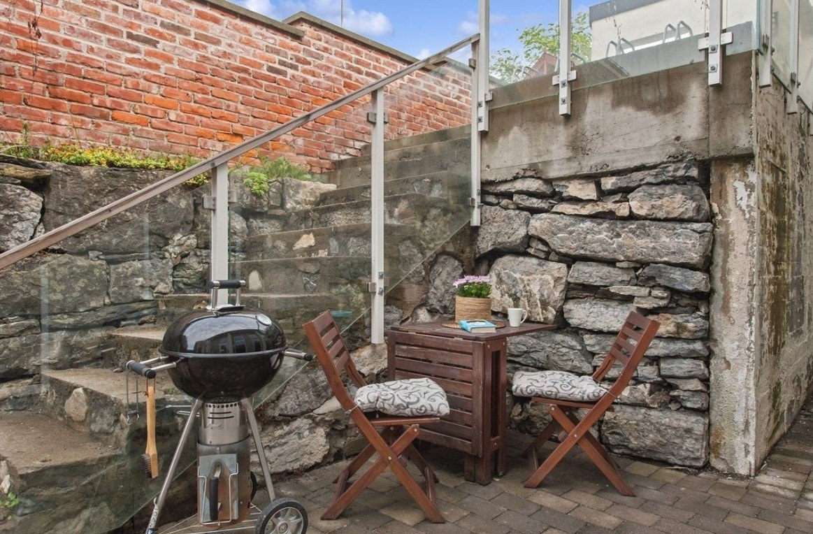 NB! Hagemøbler og grill på bildet er ikke inkludert. Andre hagemøbler kan inkluderes om ønskelig Galleribilde