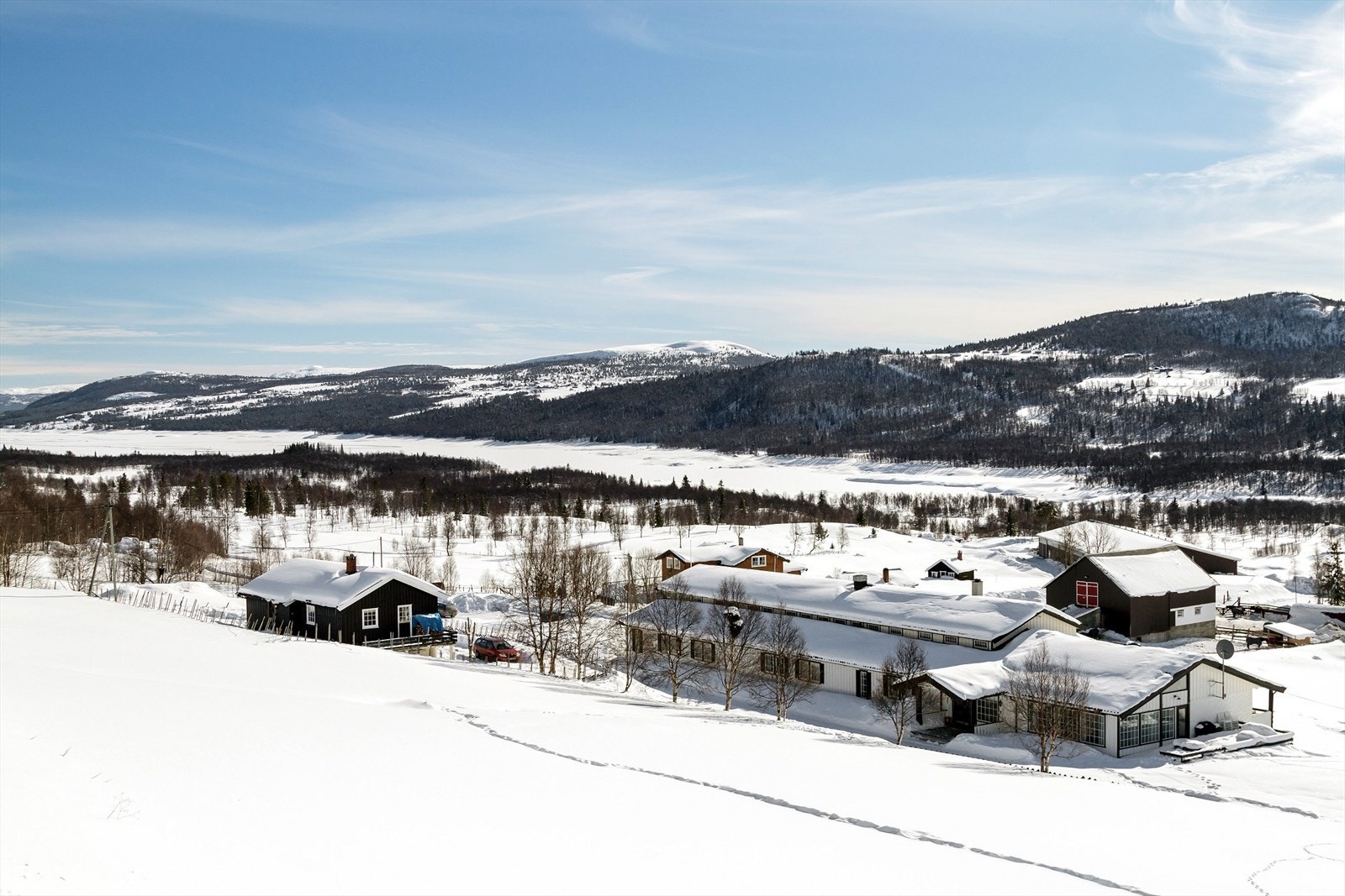 Den kalde fine tida er på vei til fjells og til naturskjønne Lykkja! Galleribilde