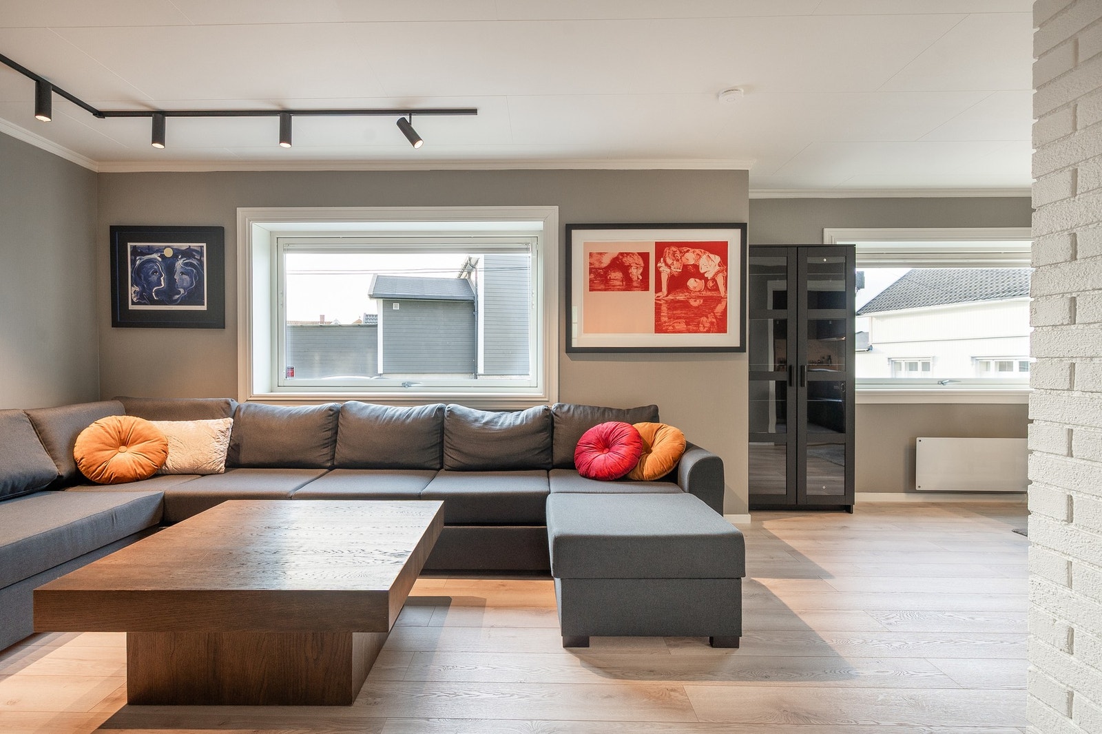 Romslig stue/spisestue Galleribilde