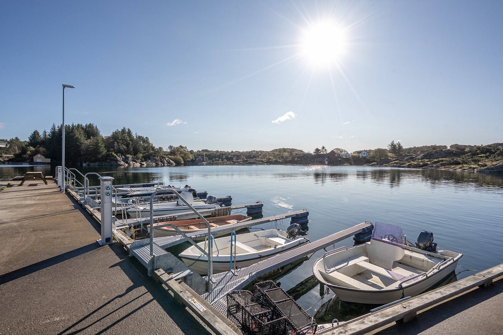 Det følger også med 1 båtplass for hvert naust Galleribilde