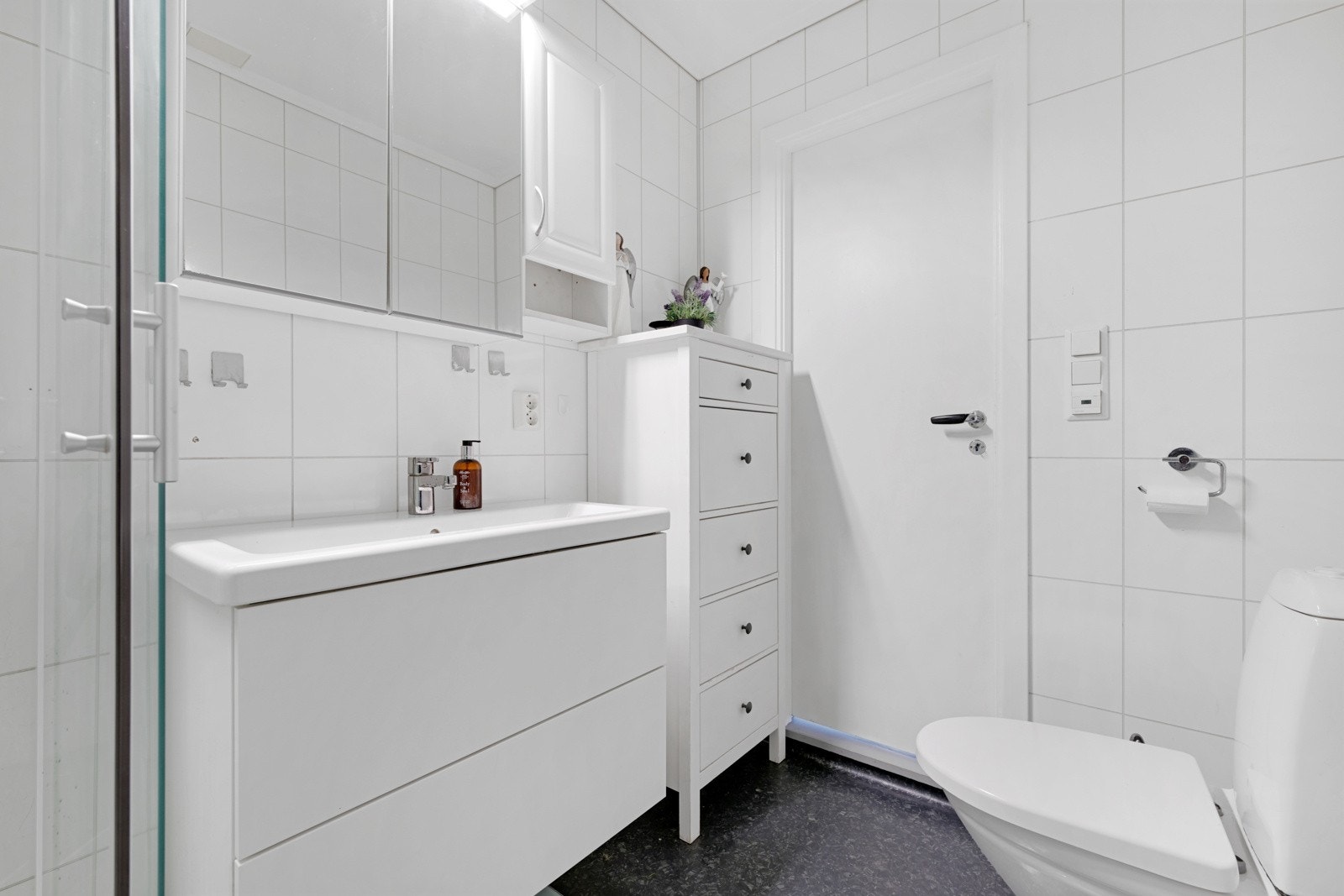 Varmekabler i gulv Galleribilde