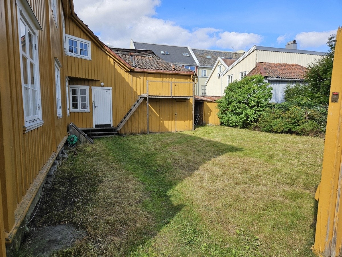 Hage - viser inngang Galleribilde