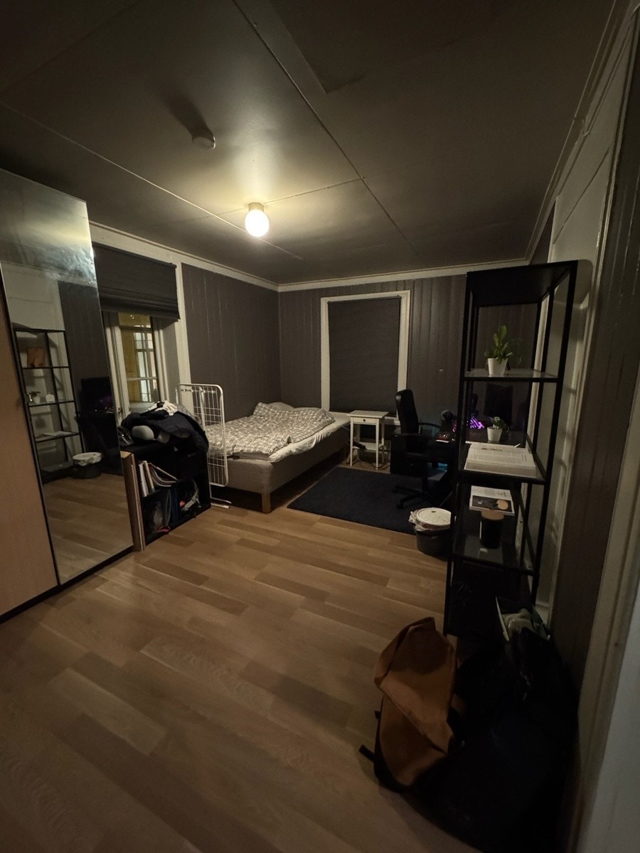 Rom 1 i 2. etasje - ledig Galleribilde