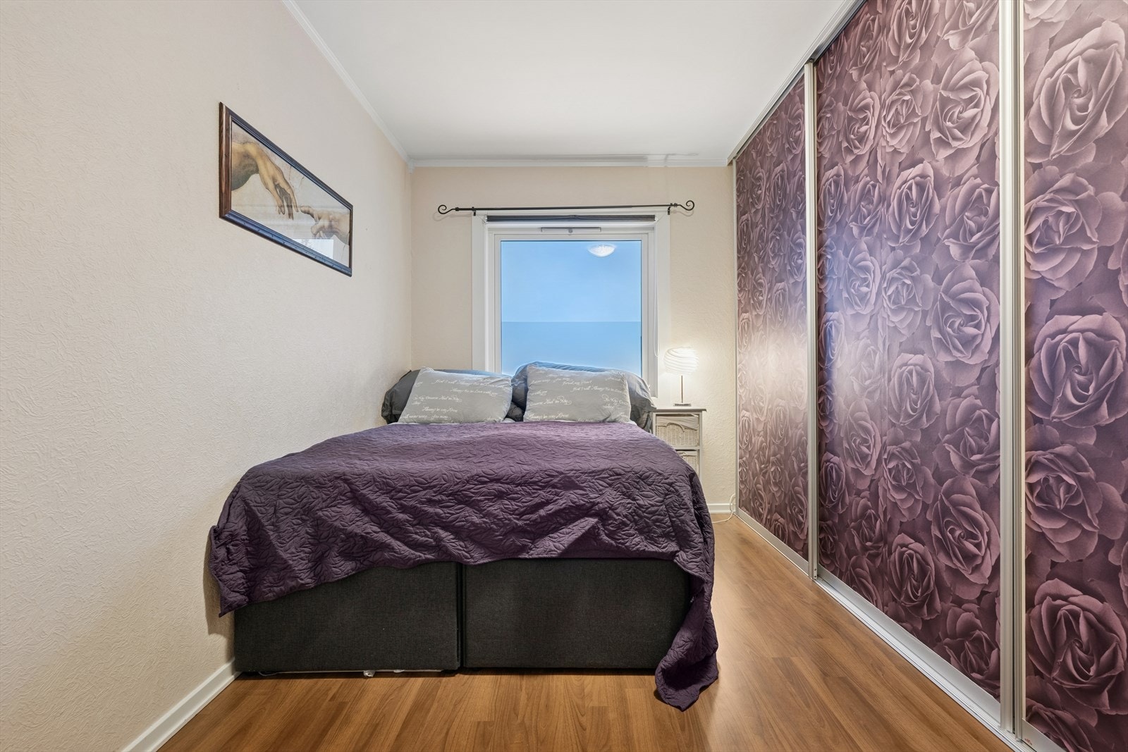 Soverommet er romslig. Galleribilde