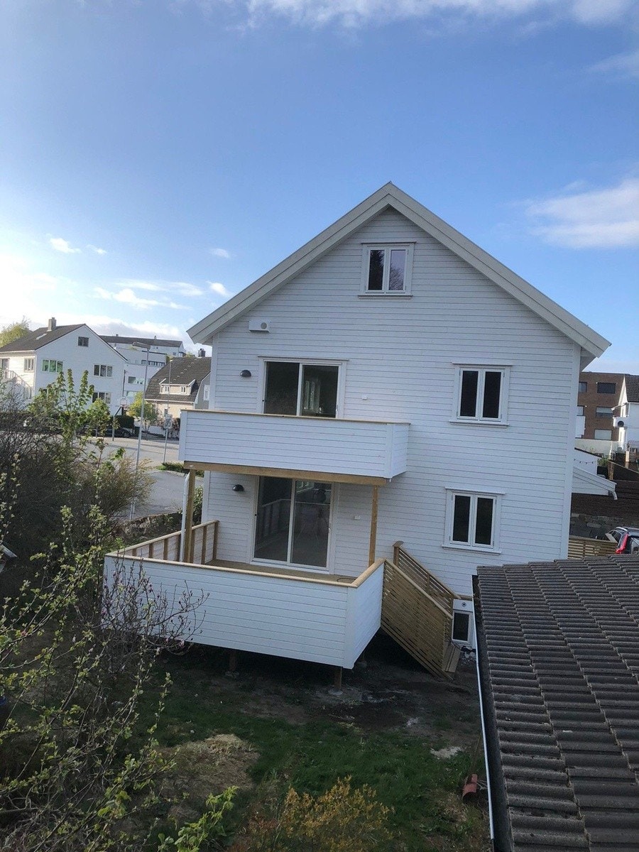 Fra hagen Galleribilde