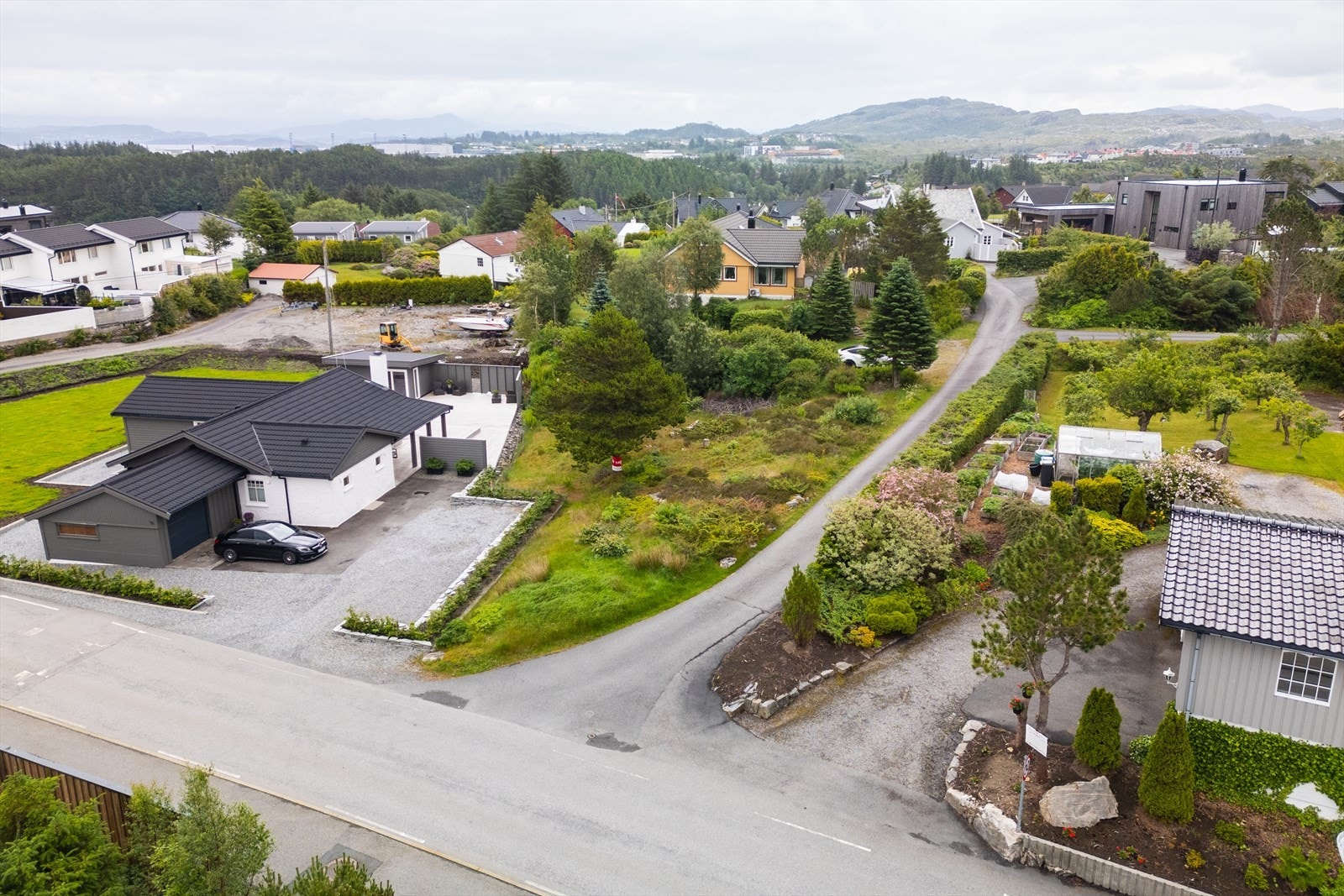 Innen kort avstand finner du både barnehager og skoler Galleribilde