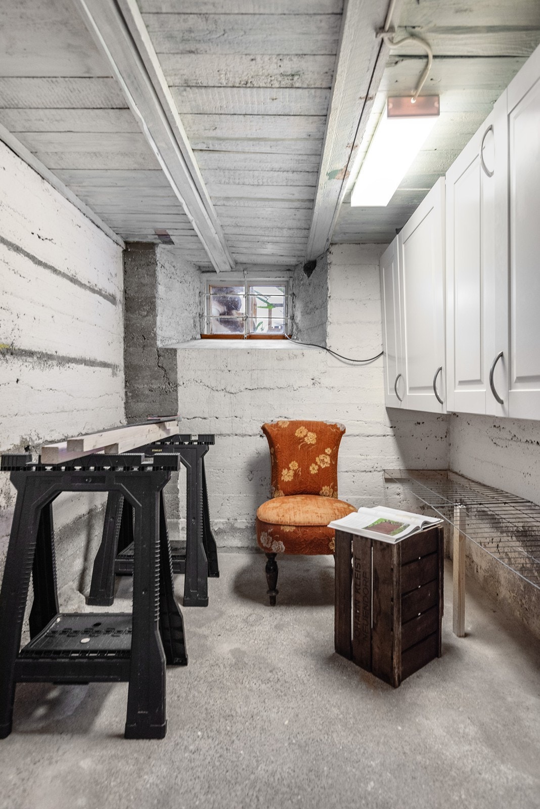 Bodene er i ulike størrelser og med varierte bruksmuligheter, perfekt til oppbevaring av sesongutstyr, verktøy eller hobbyprosjekter. Galleribilde