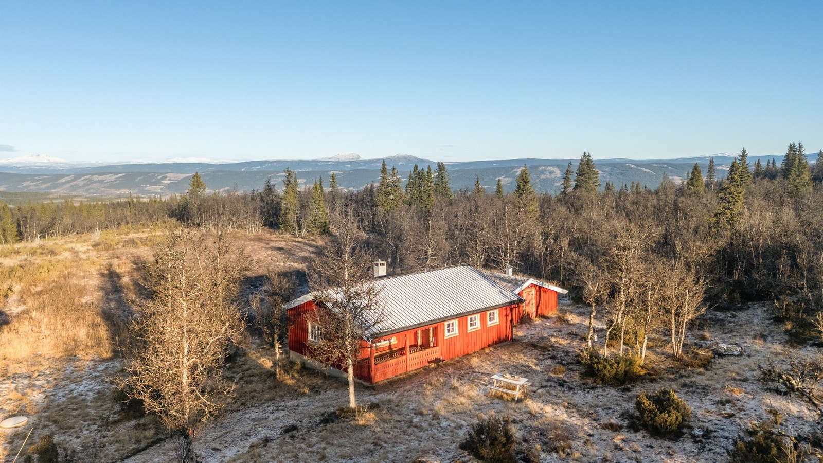 Tomten er eiet og har et areal på ca. 970 kvm Galleribilde