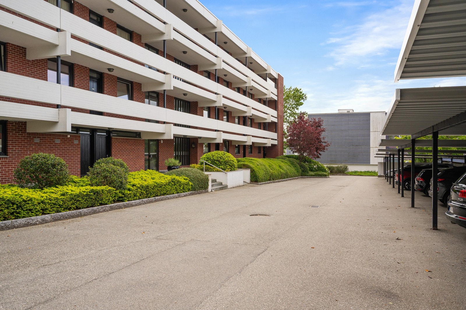 Fra leiligheten er det gangavstand til skoler, barnehager, dagligvare og sentrum. Galleribilde