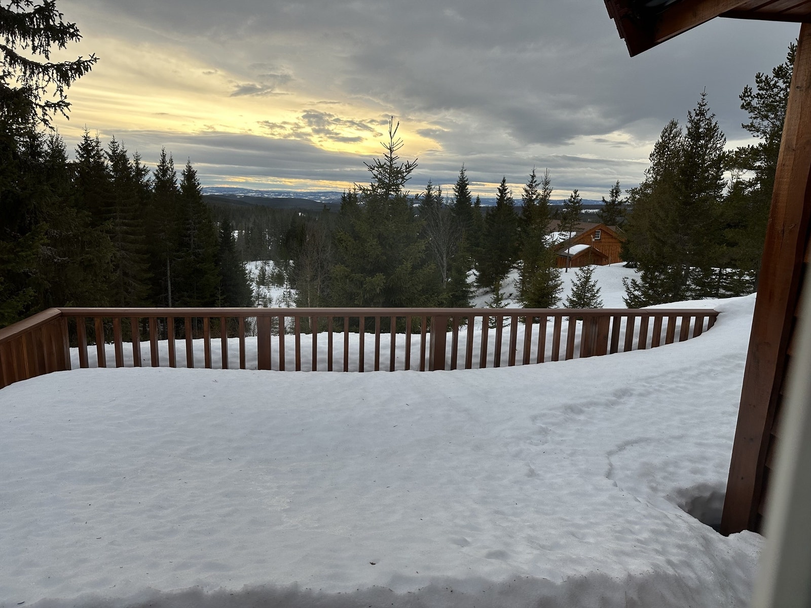 Utsikt fra terrassen. Galleribilde