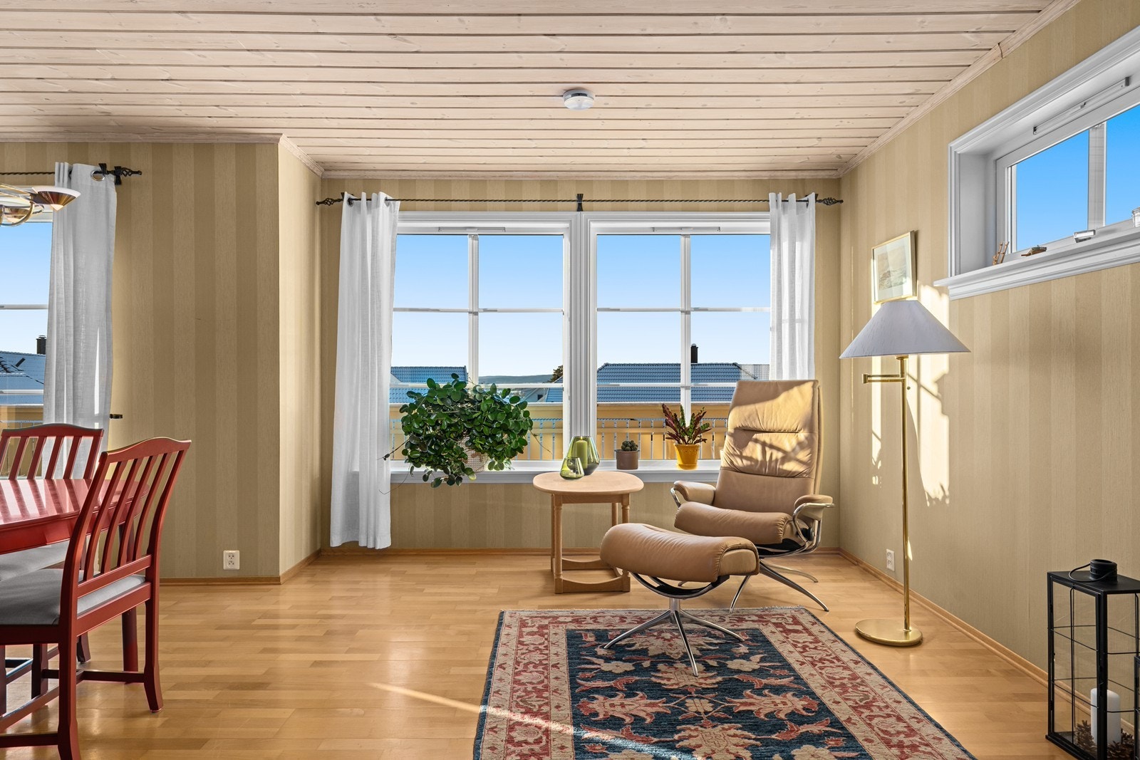 Utsikt fra stuen gir et behagelig miljø for avslapning Galleribilde