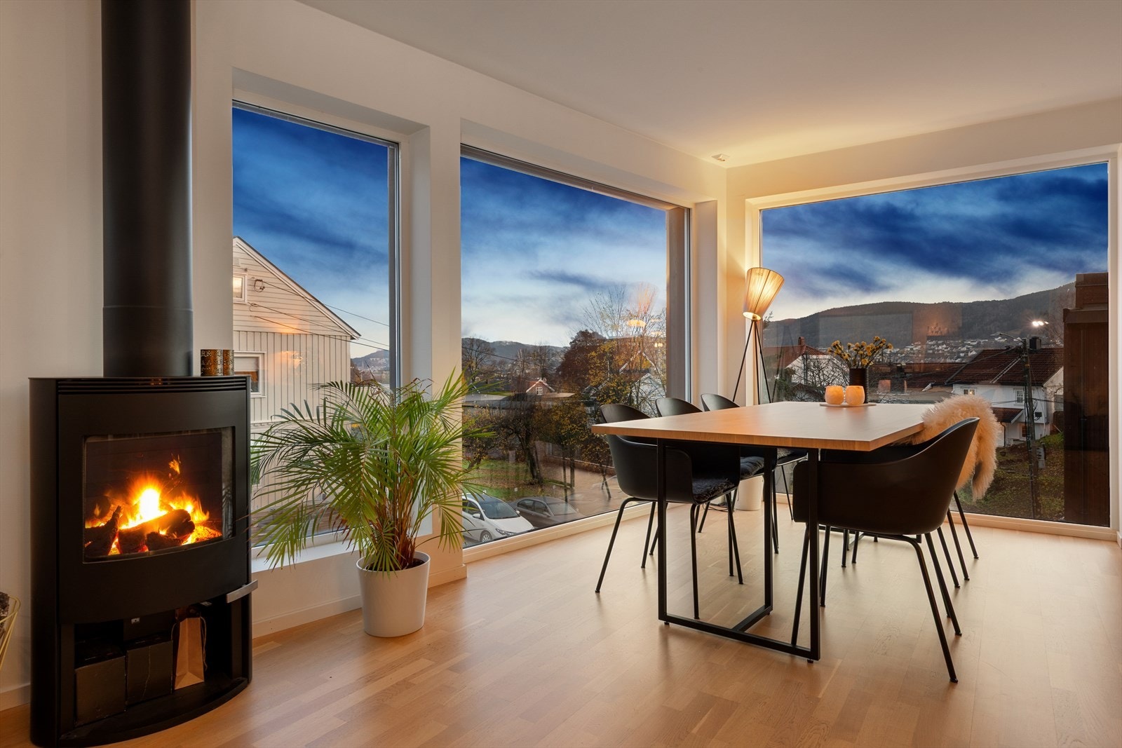 Kveldsstemning. Galleribilde