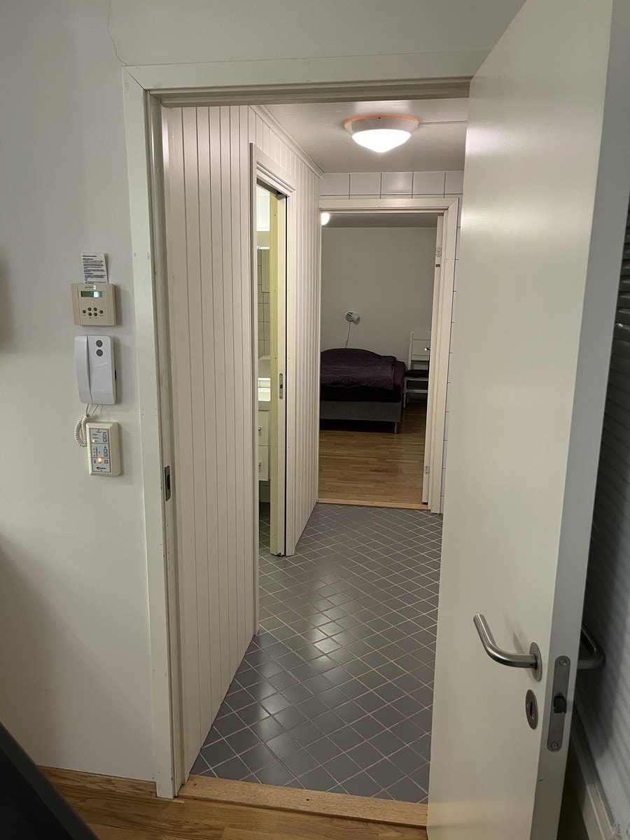 Korridor mot bad og soverom. Galleribilde