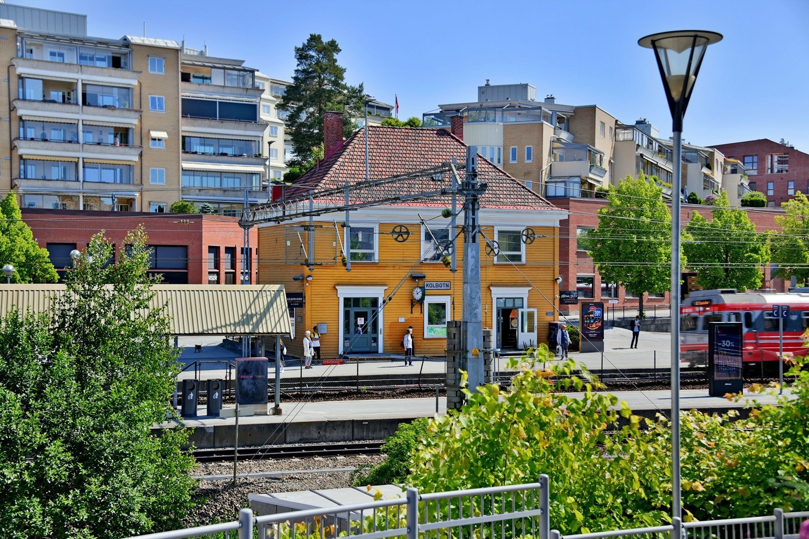 Kolbotn togstasjon med hyppige avganger til blant annet Oslo Galleribilde