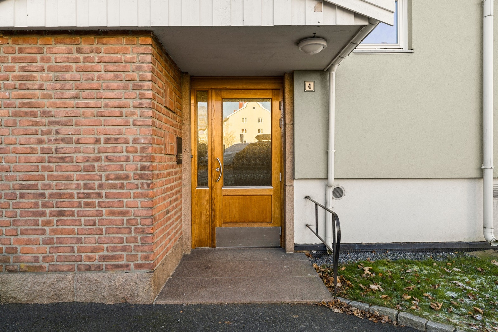 Selger opplyser om at det er et godt og varmt naboskap Galleribilde