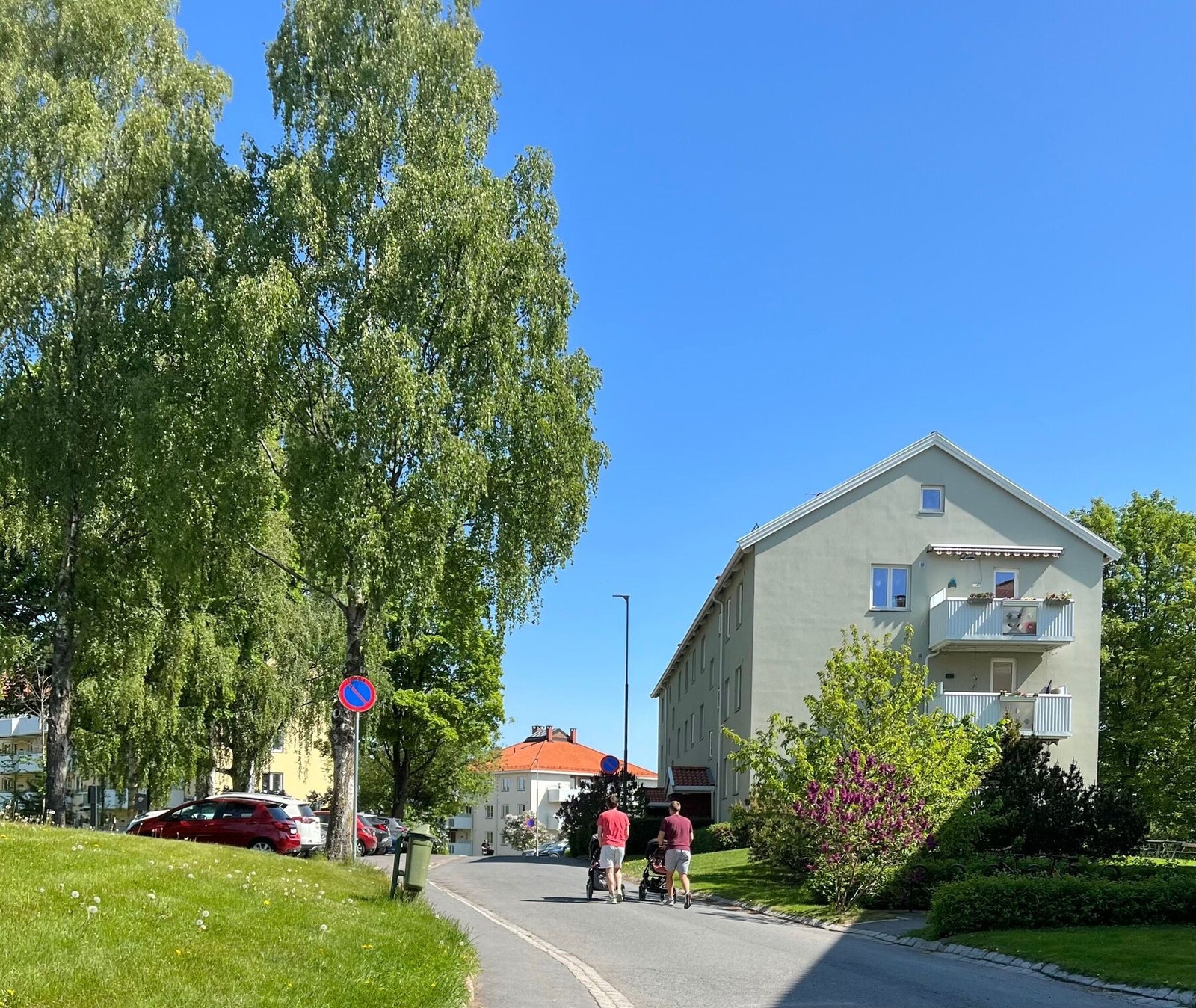 Når du ankommer området er det lett å kjenne hvilepulsen senke seg. Fuglekvitter, grønne lunger og åpne parkarealer gir en landlig følelse - midt i byen Galleribilde
