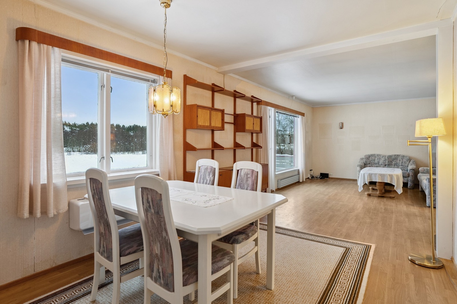 Spisestue og stue Galleribilde