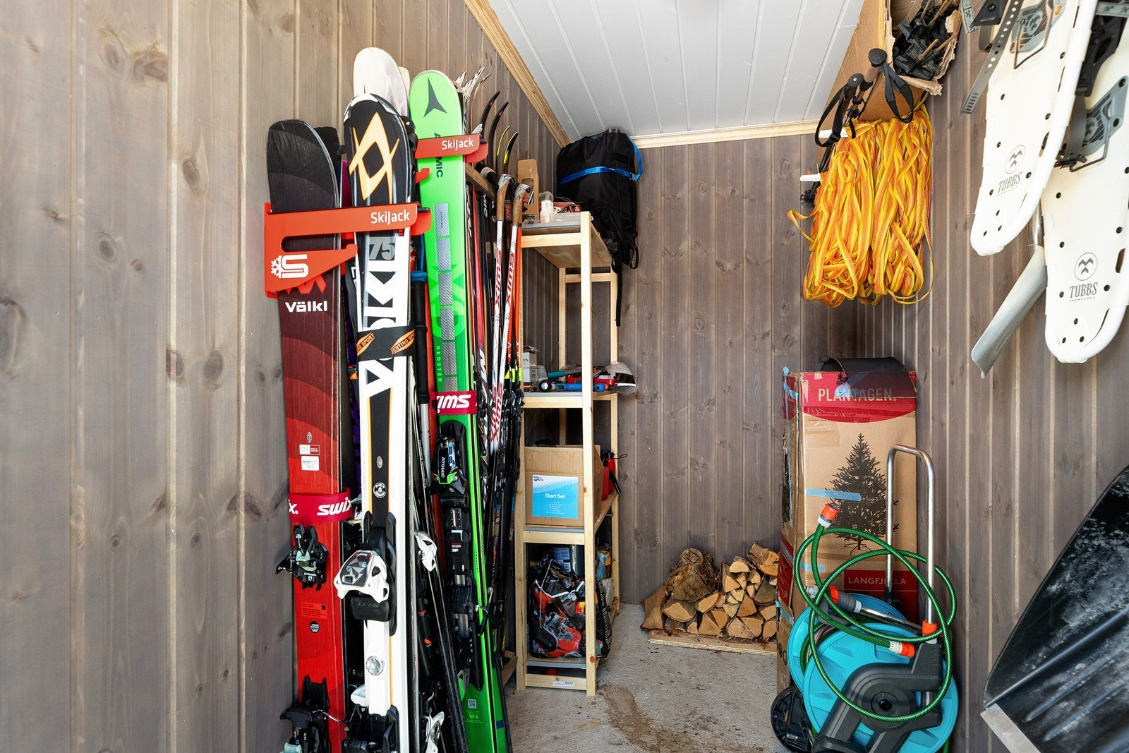 Utvendig sportsbod Galleribilde