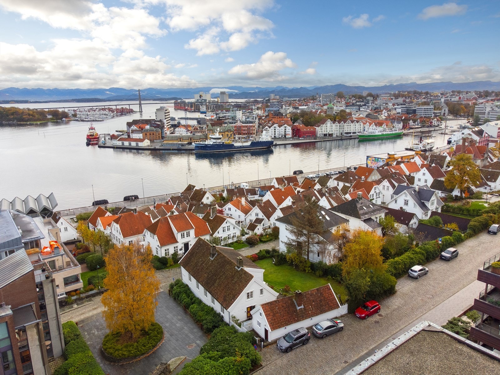 Eiendommen har en fantastisk beliggenhet Galleribilde
