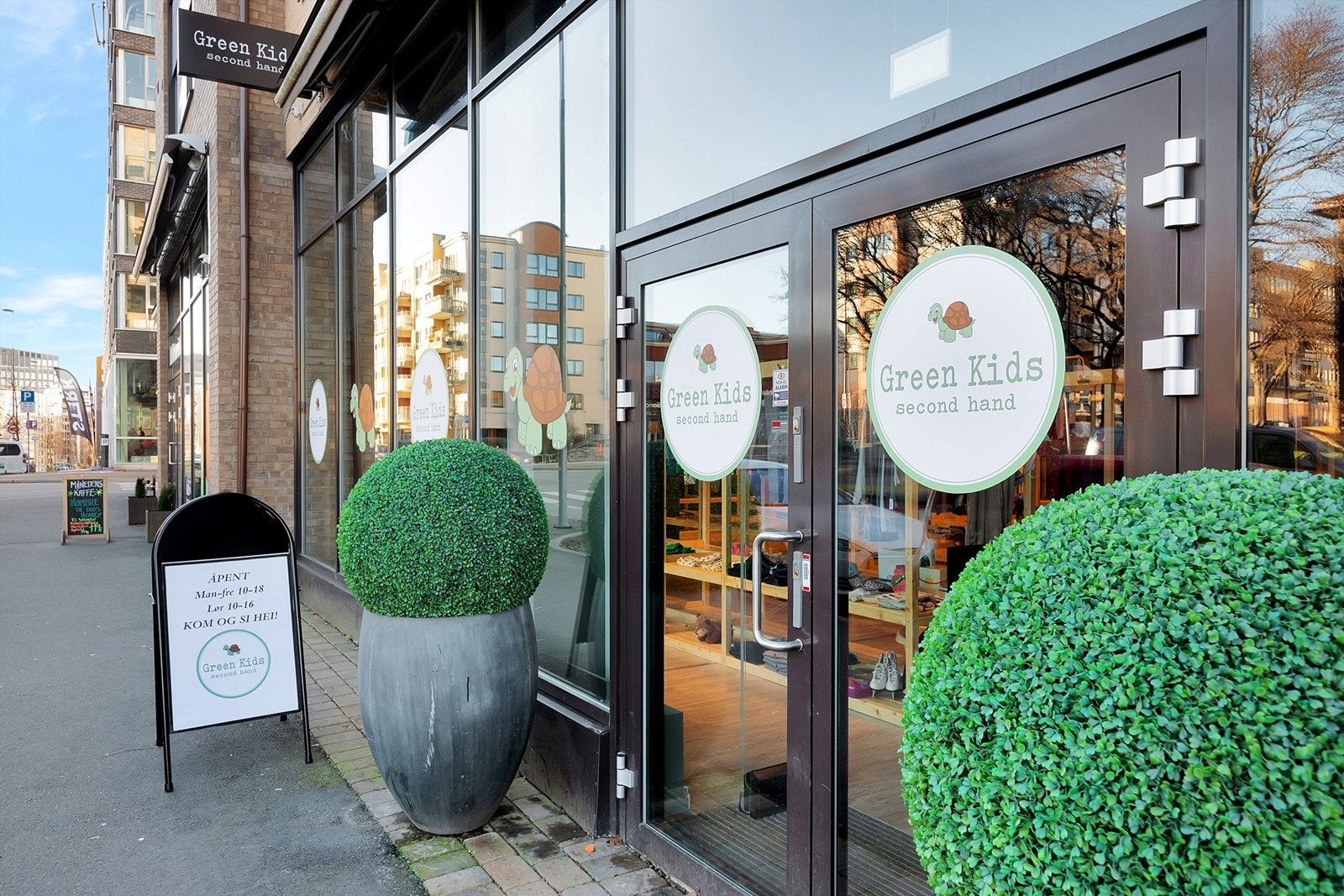 Green Kids - second hand barneklær Galleribilde