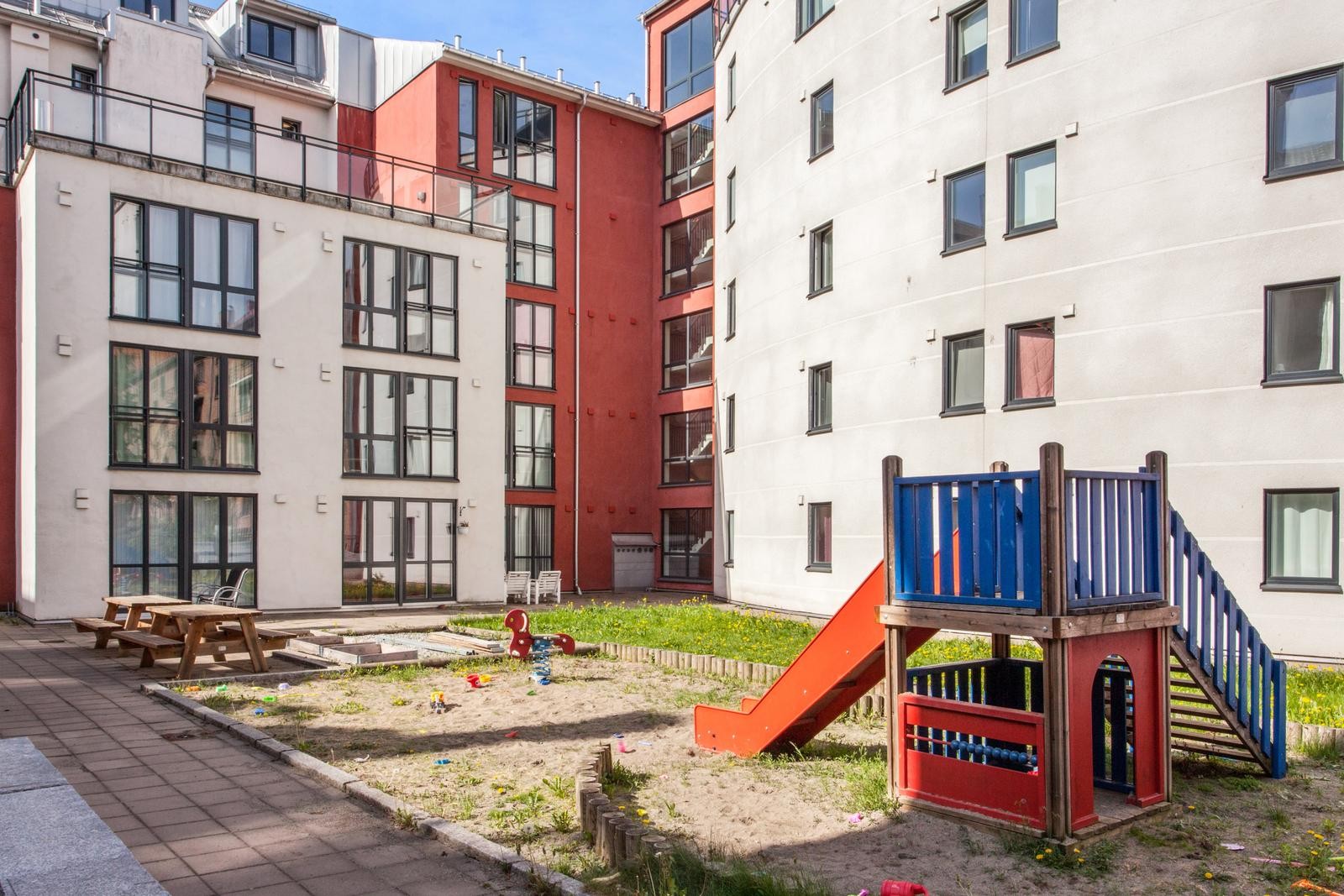 Bakgård Galleribilde