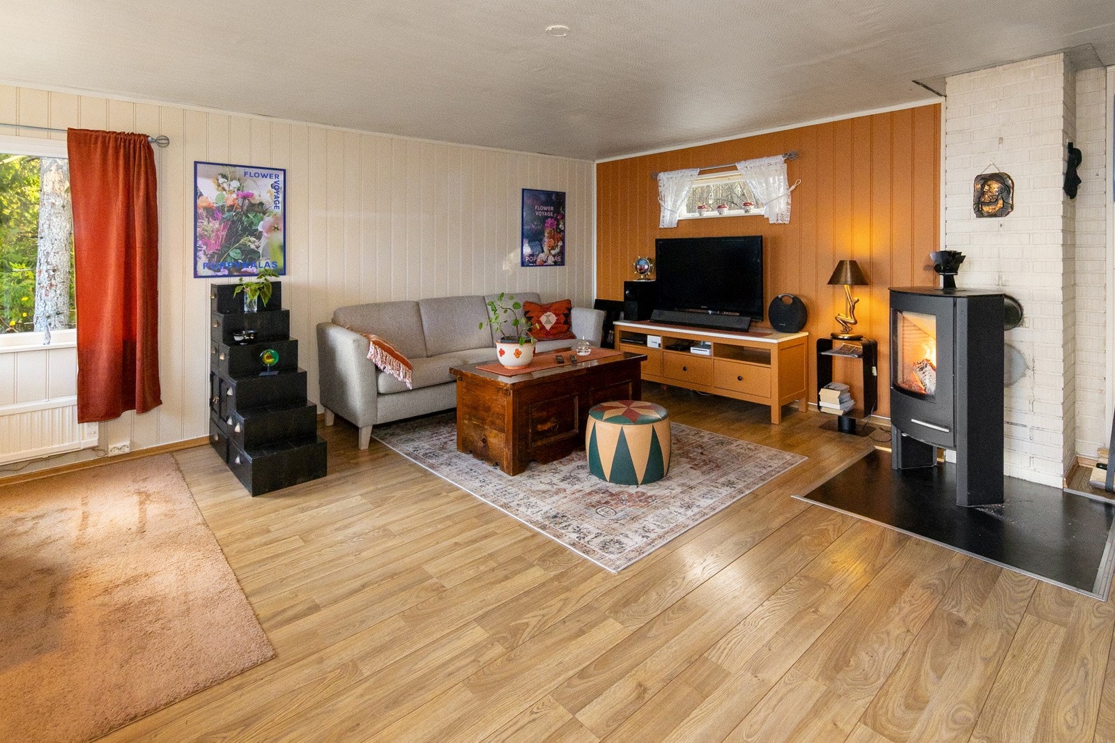 Lun og innbydende sofakrok i stue Galleribilde