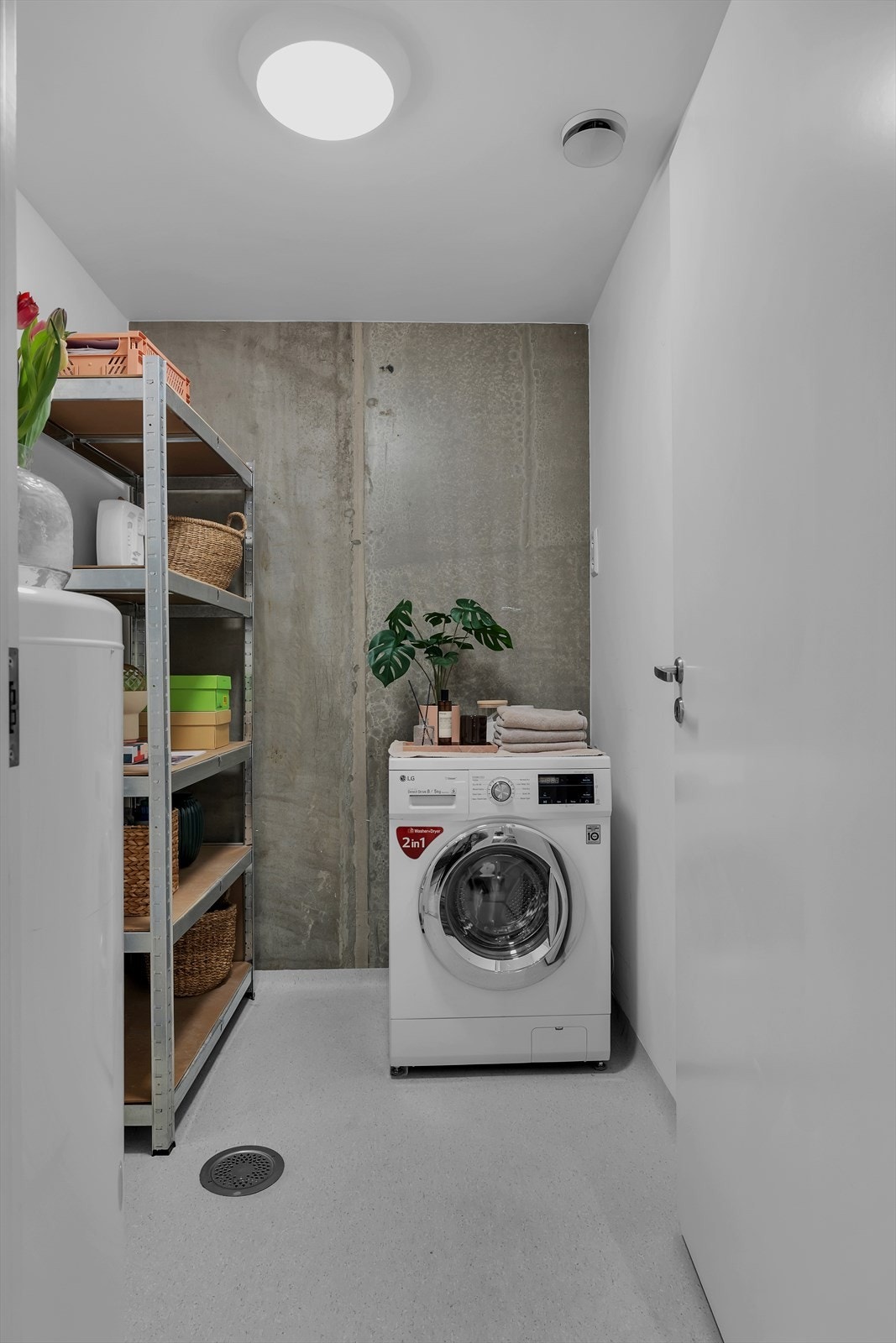 Praktisk vaskerom/bod Galleribilde