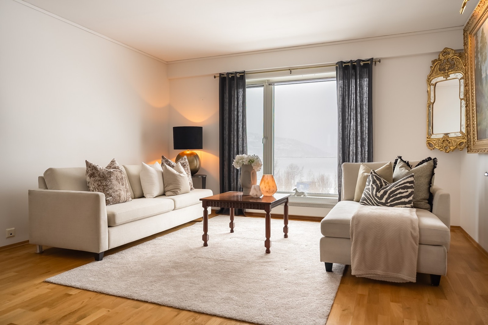 Velkommen til en flott selveierleilighet med glimrende beliggenhet i sentrum av Hommelvik. Foto: Oscar Stoltenberg. Galleribilde