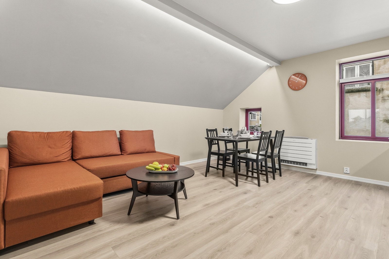 Overetasje Galleribilde