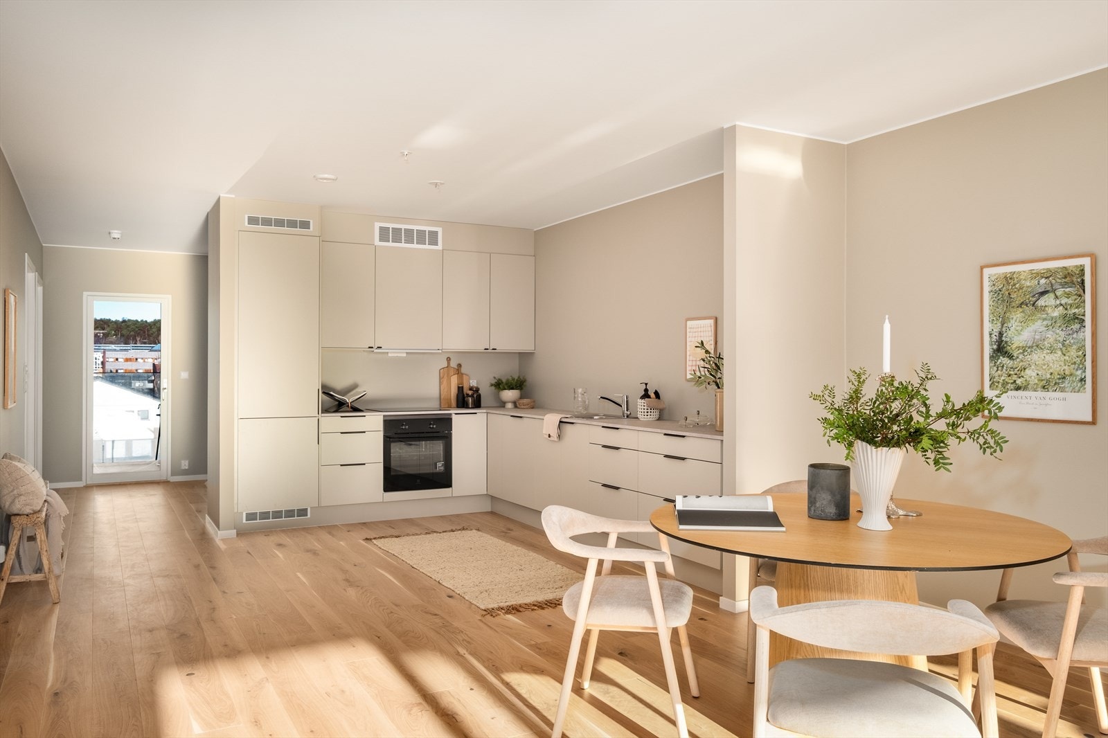 Flott Sigdal kjøkken med integrerte hvitevarer Galleribilde