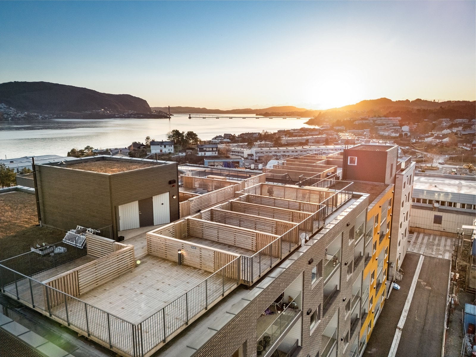 Leiligheten har en privat takterrasse på 30 m2, nr. 14. Galleribilde