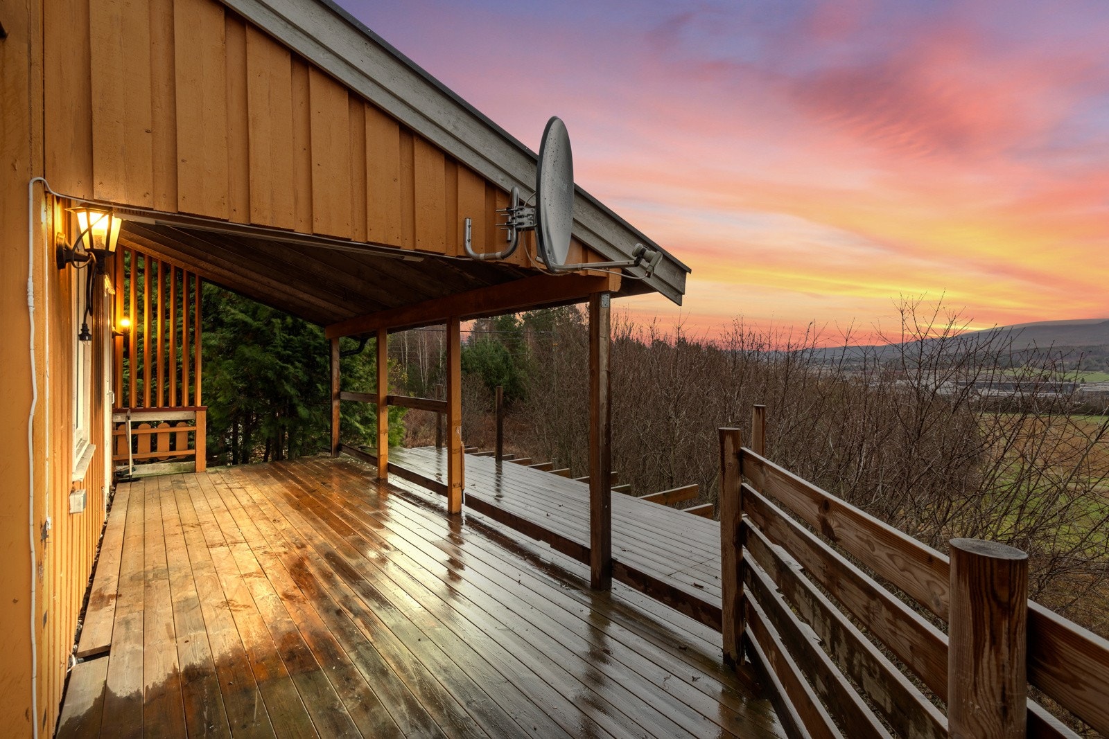 Fra terrassen er det god utsikt over nærområdet. Galleribilde