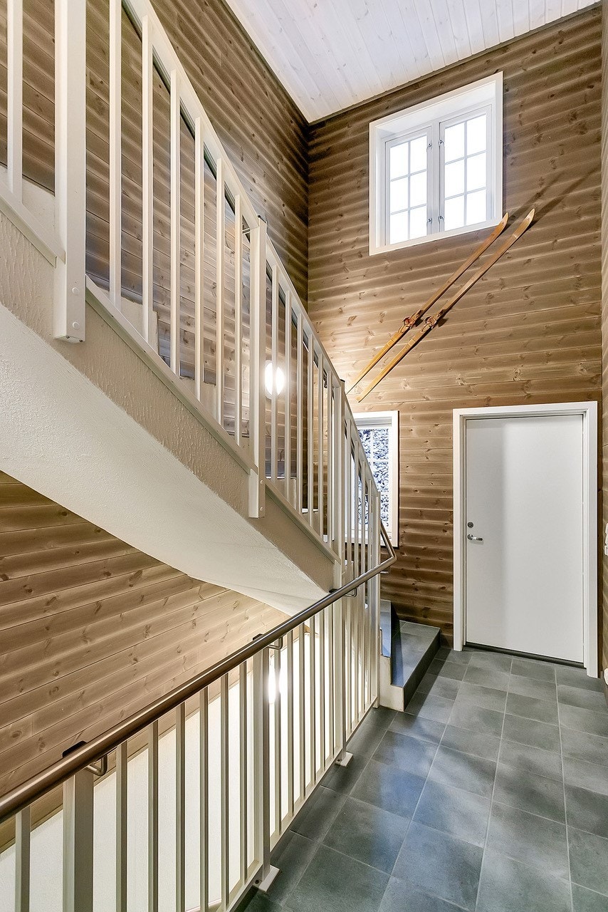 Fellesgang | Utgang til baksiden Galleribilde