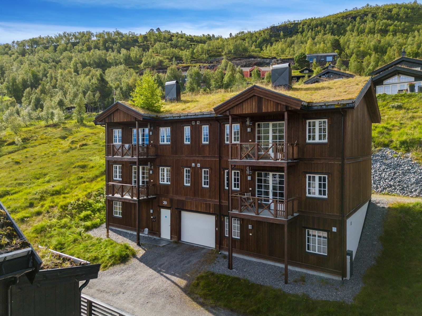 Fasade | Dronefoto Galleribilde