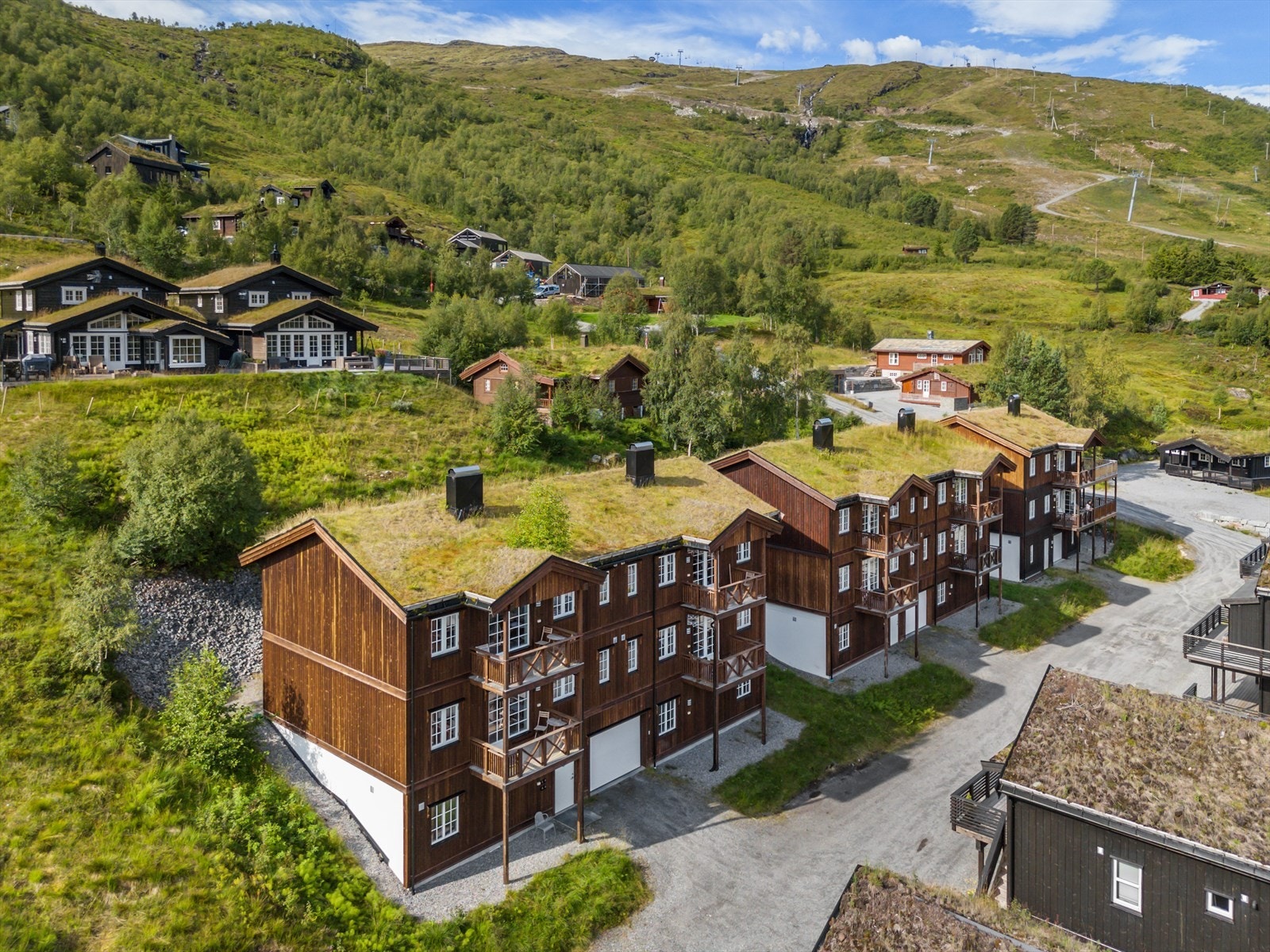 Fasade | Dronefoto Galleribilde