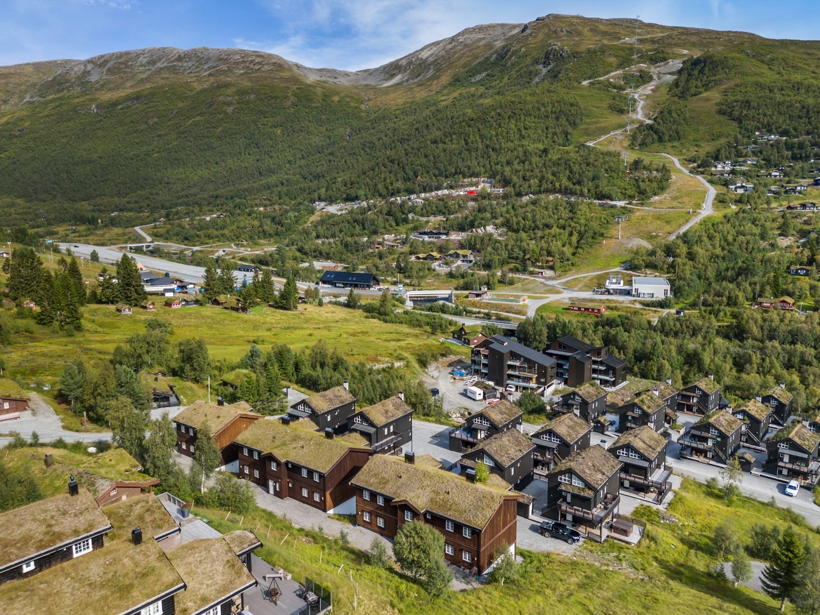 Fasade | Dronefoto Galleribilde