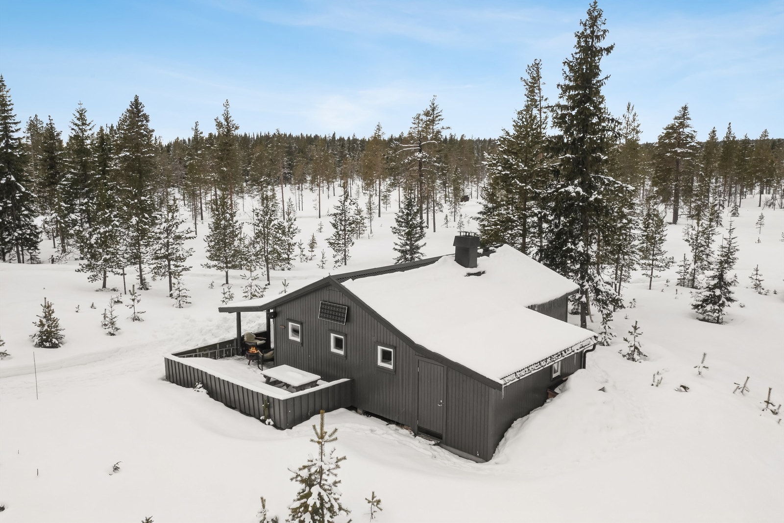 Arealeffektiv hytte med fin beliggenhet i naturskjønne omgivelser på Bringbu - Velkommen til Eggedalsvegen 25! Galleribilde