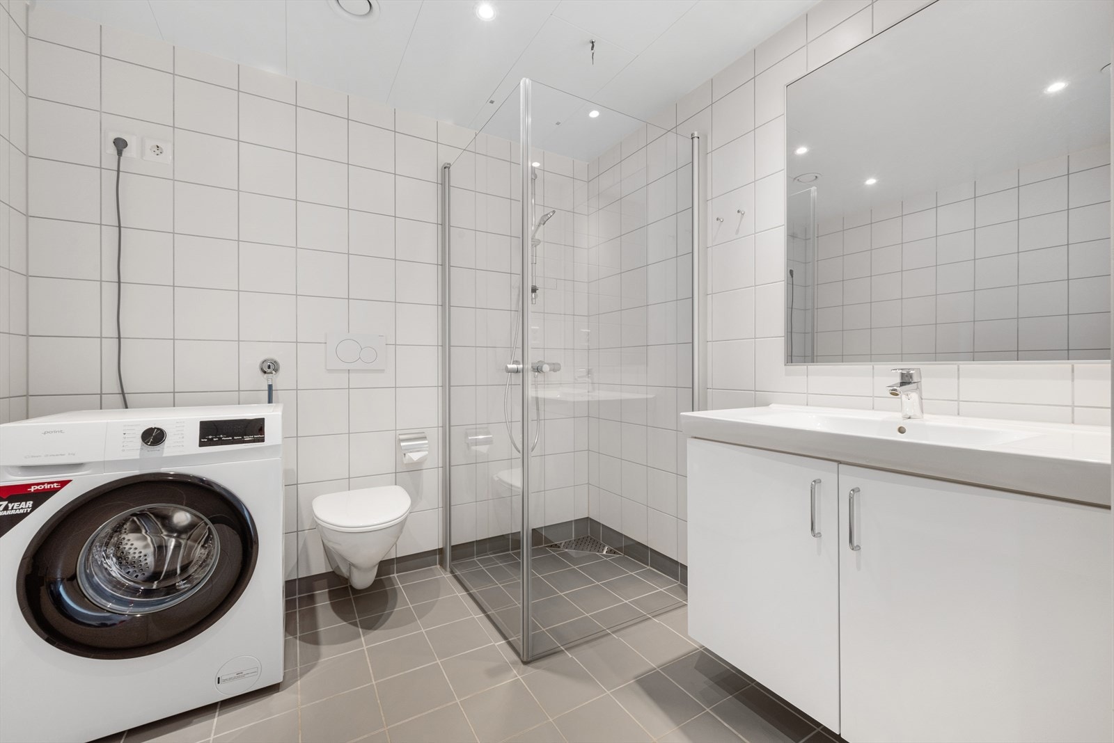 Helt ny vaskemaskin følger med på kjøpet Galleribilde