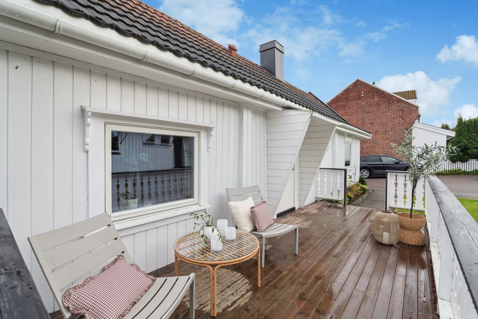 Terrassen er solrik. Galleribilde