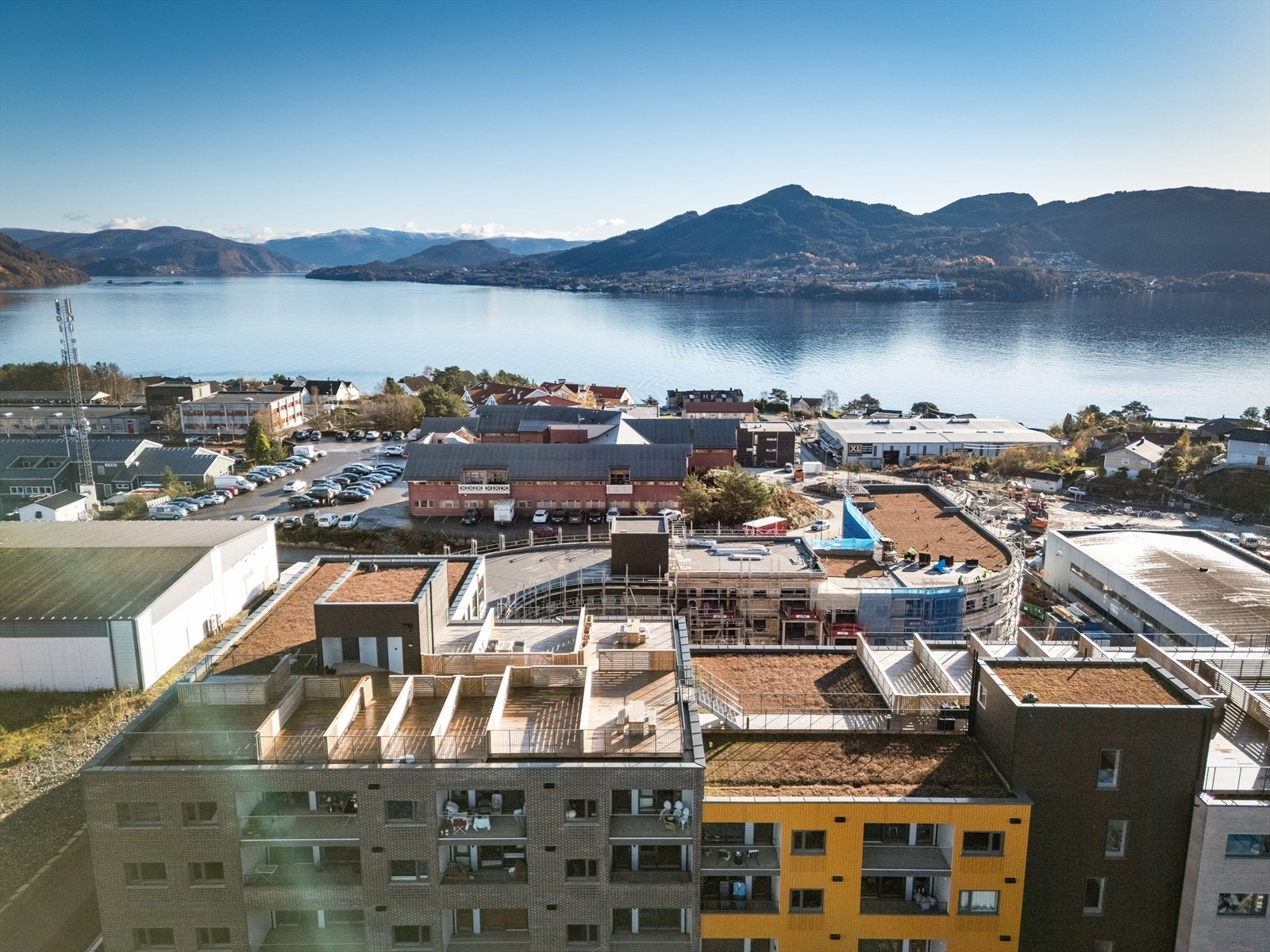 Felles og private takterrasser på toppen! Galleribilde