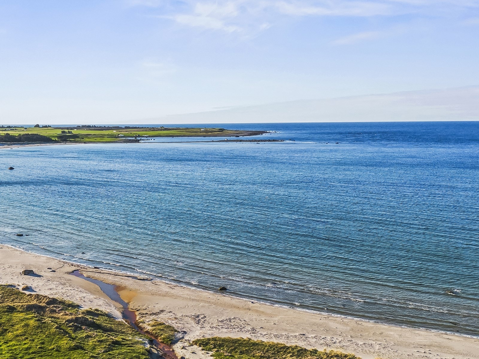 Vakre Bausjestranda like ved Galleribilde