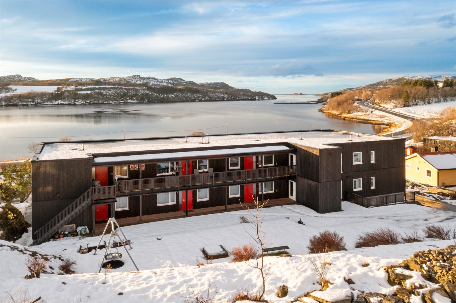 Botngård fungerer som kommunesenter i Ørland og byr på et variert og voksende tilbud innen handel, aktivitet og kultur. Galleribilde