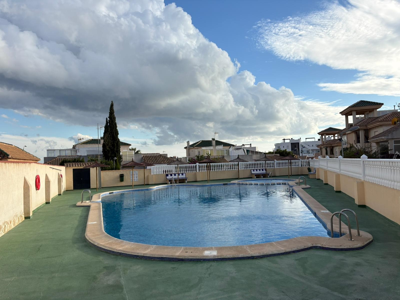 Felles svømmebasseng Galleribilde