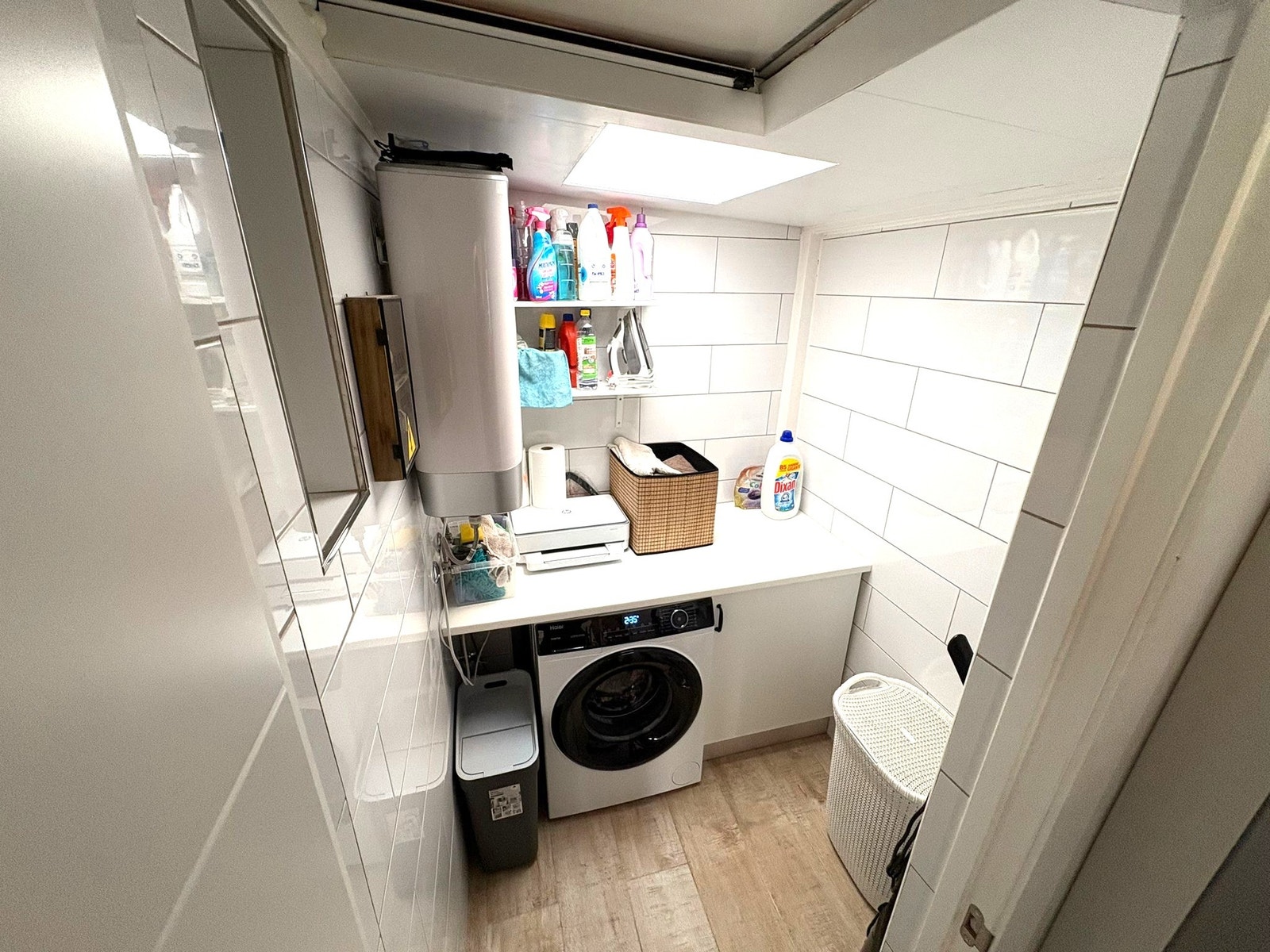 Vaskerom Galleribilde