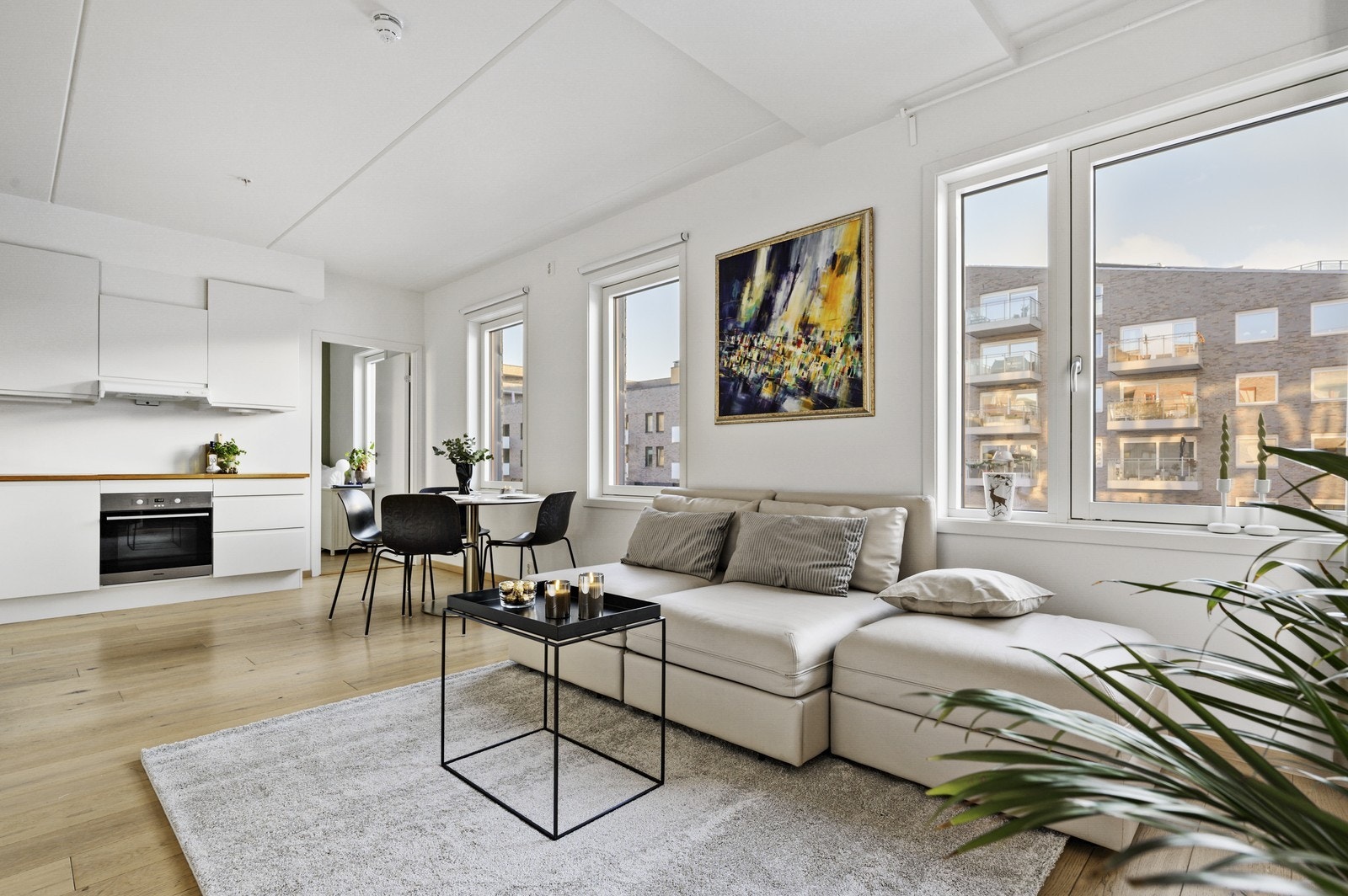 Velkommen til Sørengkaia 121! Pen 3-roms med balkong. Galleribilde