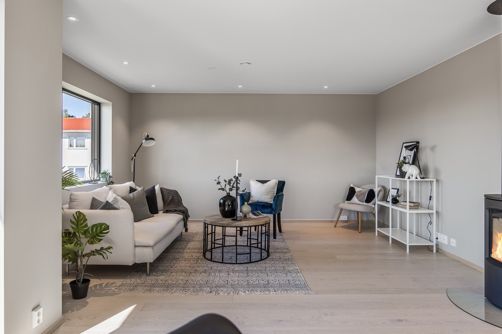 Smakfullt og delikat innredet Galleribilde